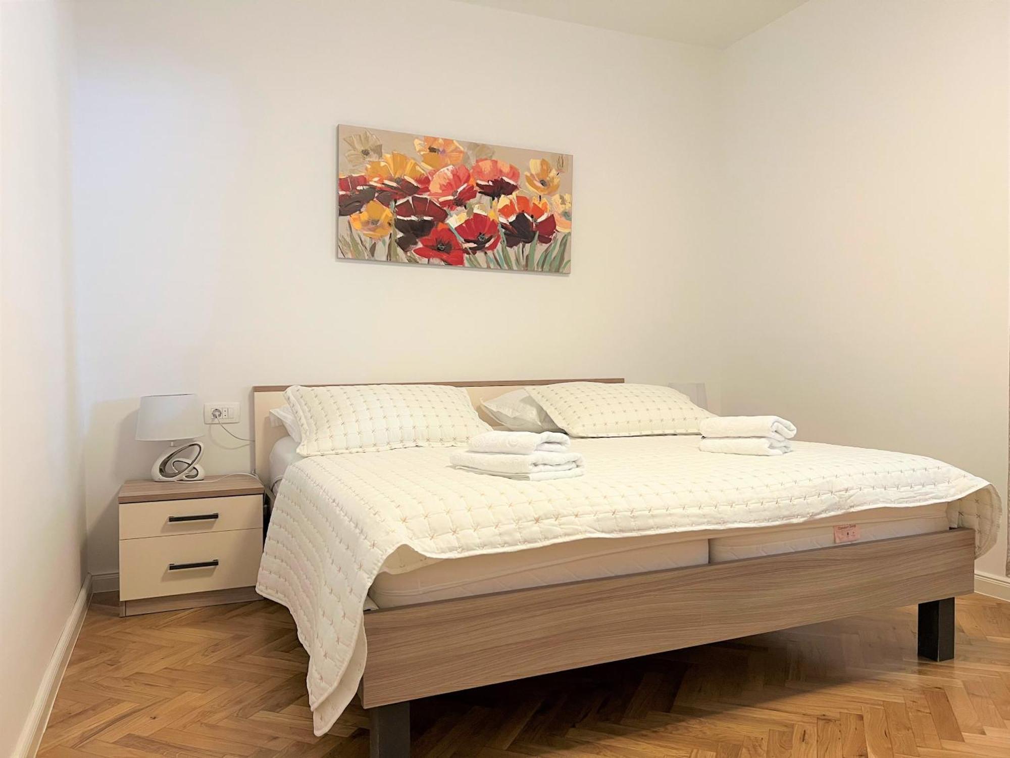 Apartment Макарска Экстерьер фото