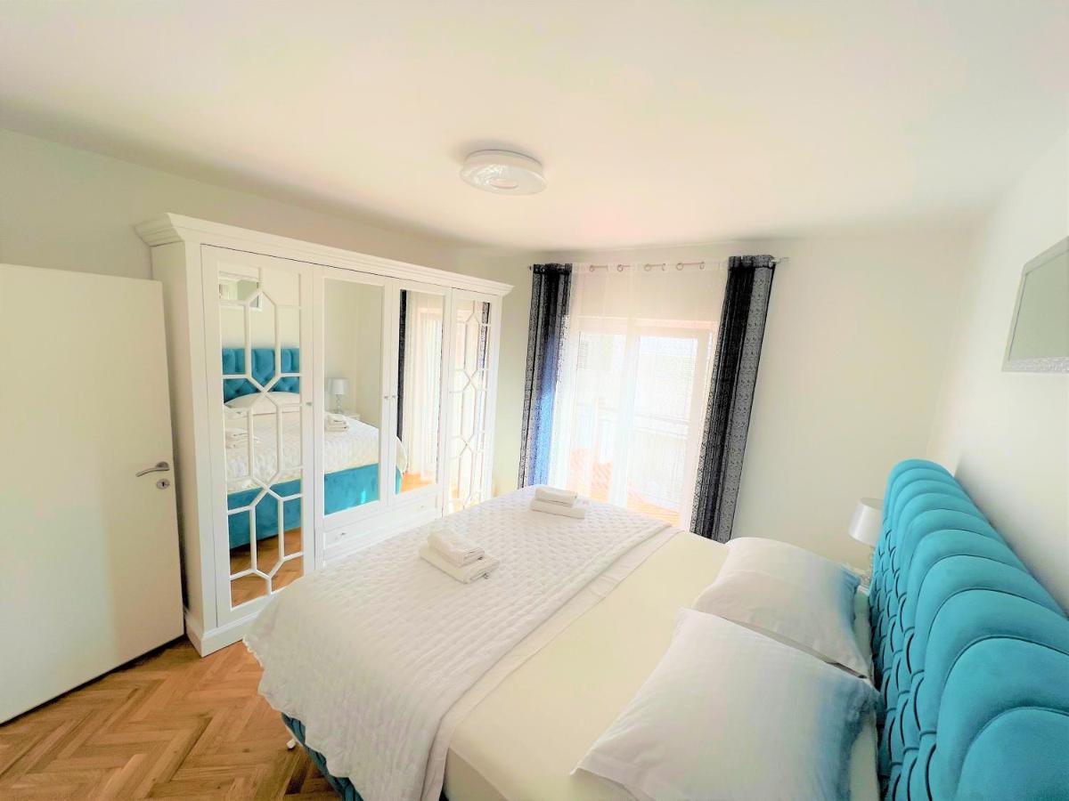 Apartment Макарска Экстерьер фото