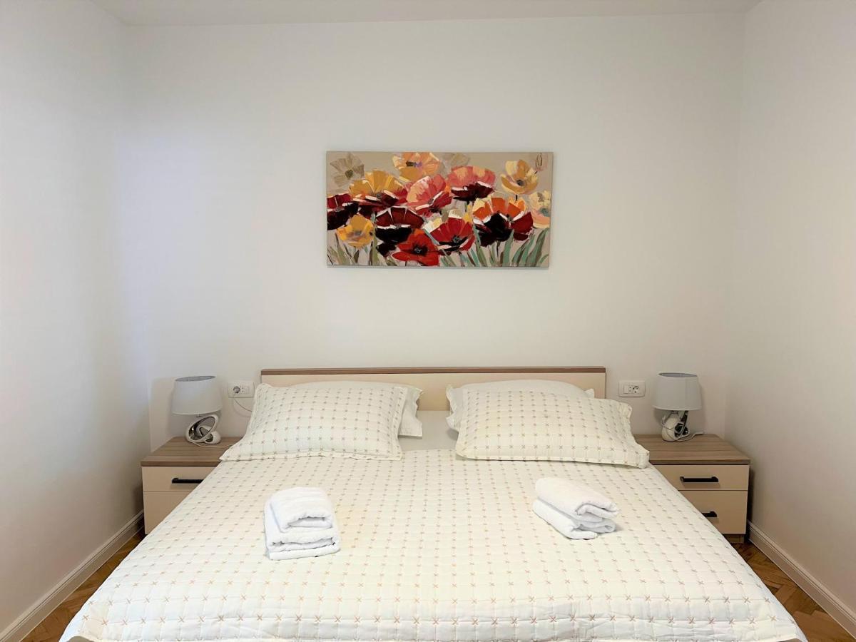 Apartment Макарска Экстерьер фото