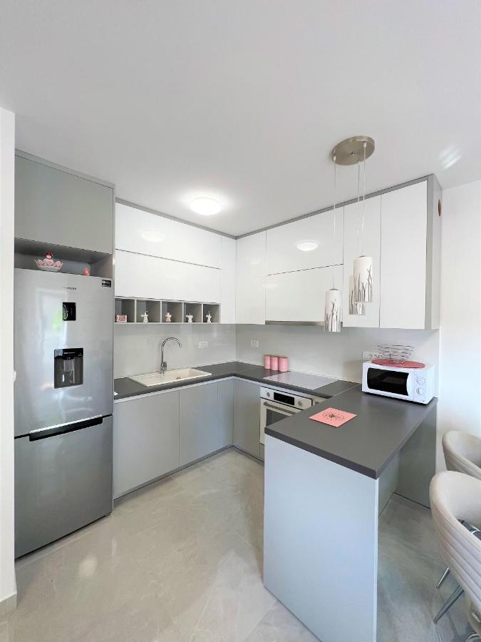 Apartment Макарска Экстерьер фото