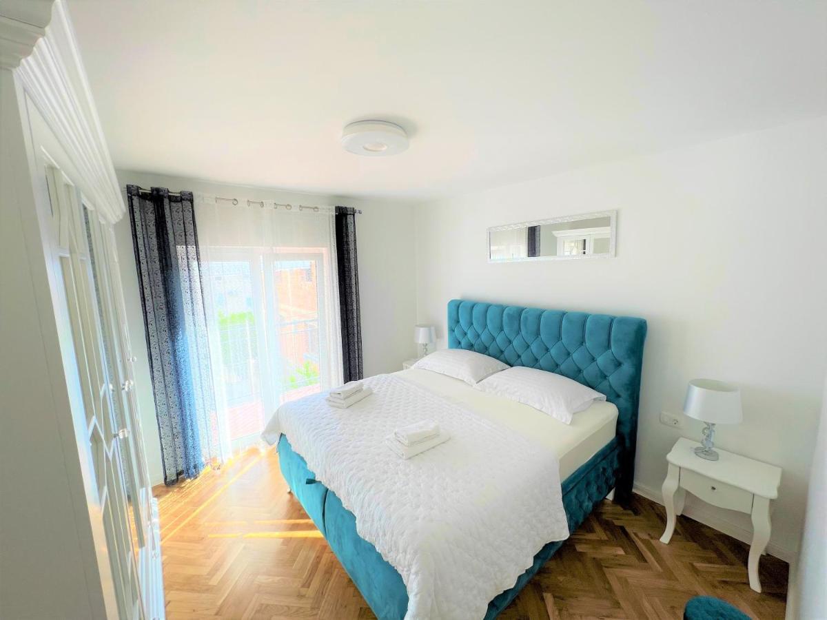 Apartment Макарска Экстерьер фото