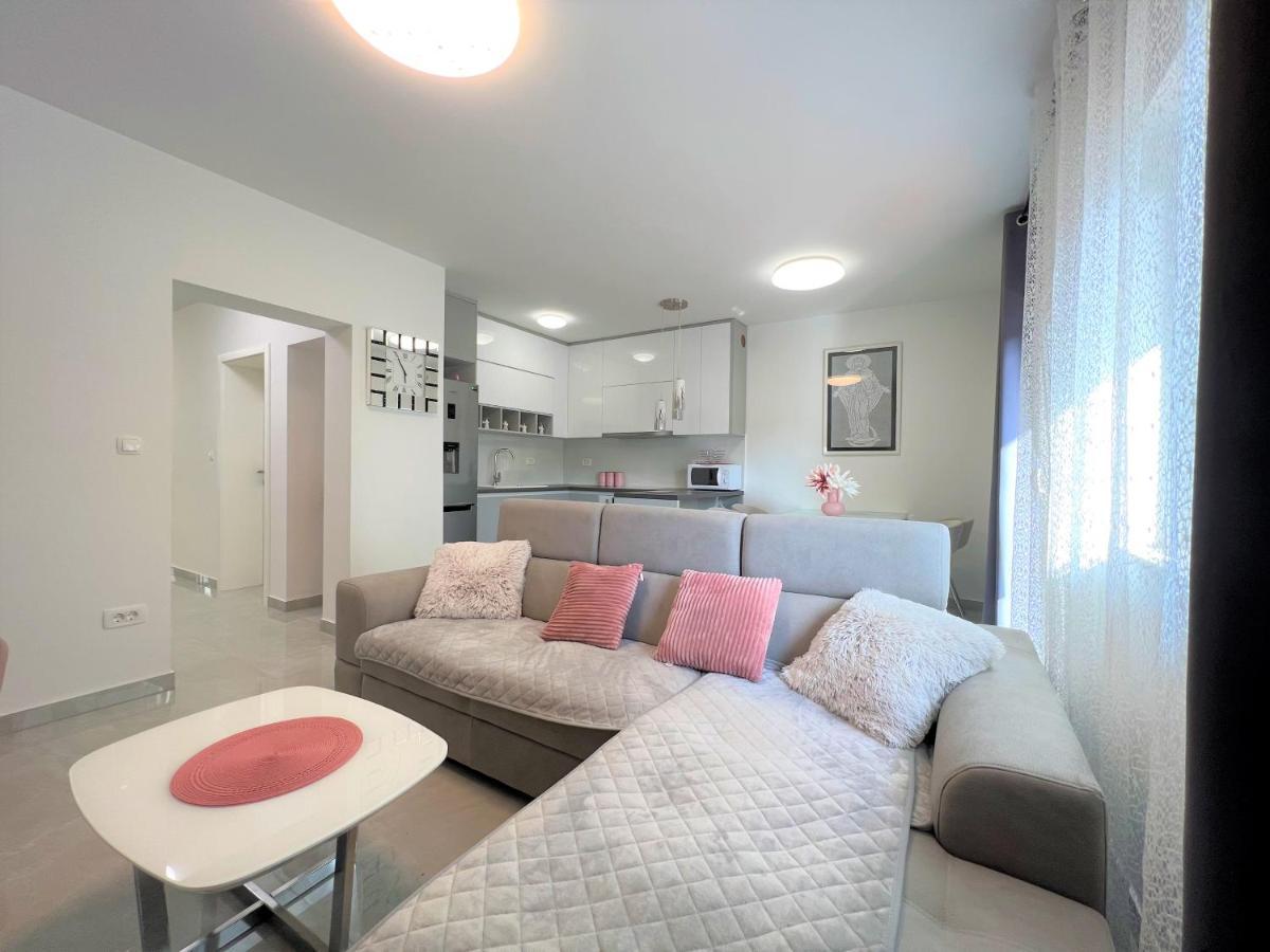 Apartment Макарска Экстерьер фото